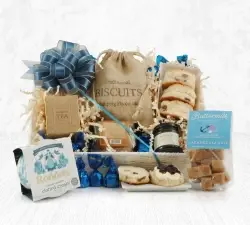 Afternoon Cream Tea Hamper | with Clotted Cream & Scones 