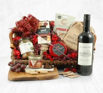 The Premium Red Wine, Cheese & Pâté Hamper The Premium Red Wine, Cheese & Pâté Hamper